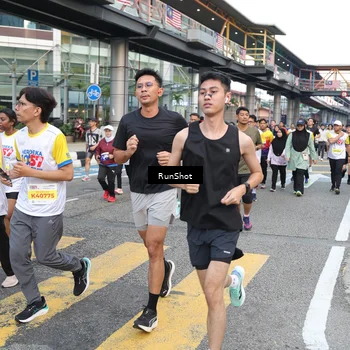 Runner Photo 4515463