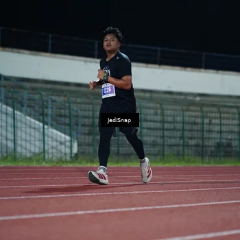 Runner Photo 4515466