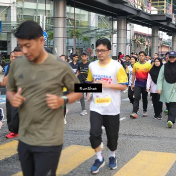 Runner Photo 4515519