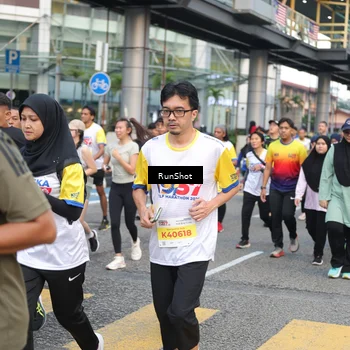 Runner Photo 4515548