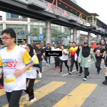 Runner Photo 4515603