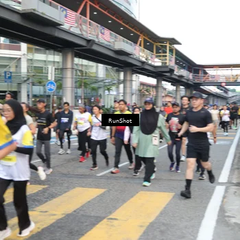 Runner Photo 4515615