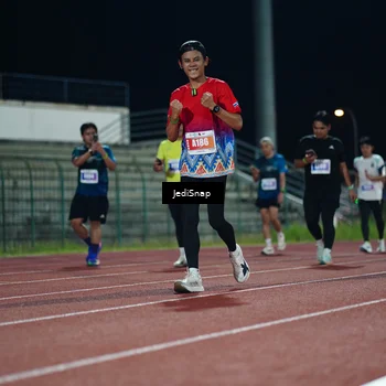 Runner Photo 4515624