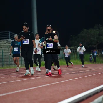 Runner Photo 4515635