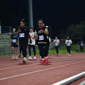 Runner Photo 4515649