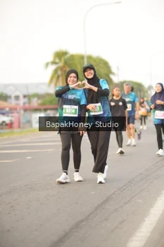 Runner Photo 4515661
