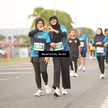 Runner Photo 4515673
