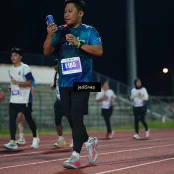 Runner Photo 4515705