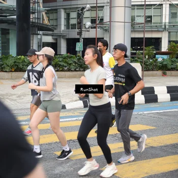 Runner Photo 4515800