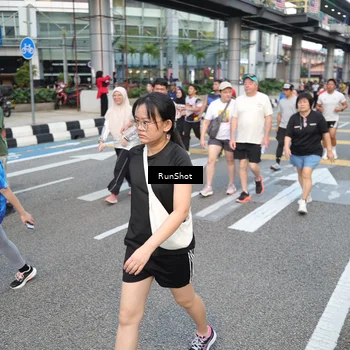Runner Photo 4515843