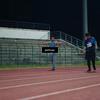 Runner Photo 4515865