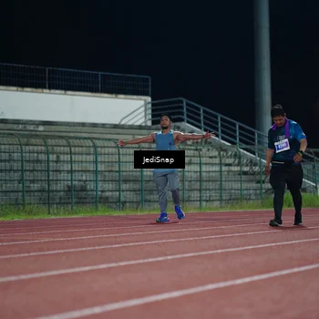 Runner Photo 4515894