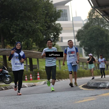 Runner Photo 4515909