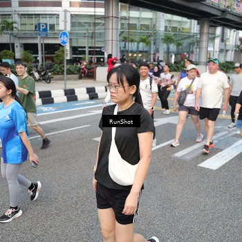 Runner Photo 4515916