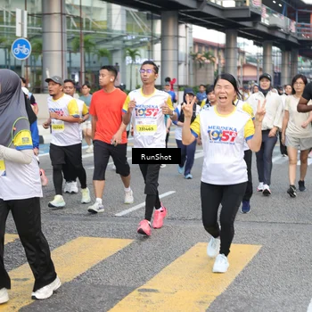 Runner Photo 4515930