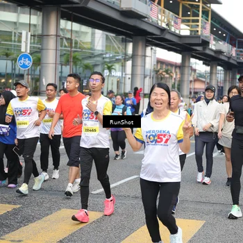 Runner Photo 4516016