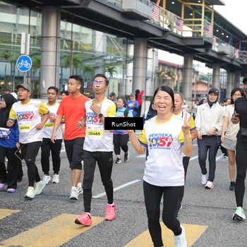 Runner Photo 4516046