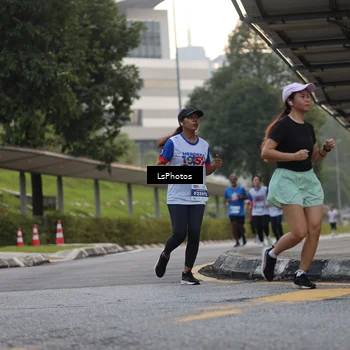 Runner Photo 4516065