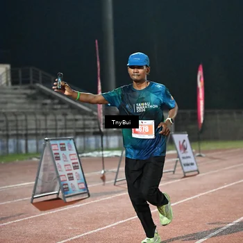 Runner Photo 4516086