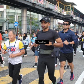 Runner Photo 4516089