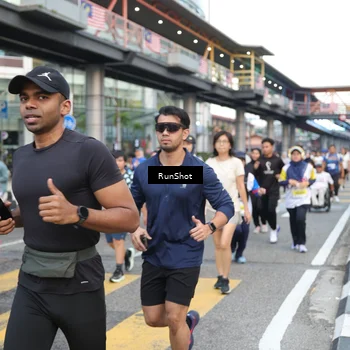 Runner Photo 4516107