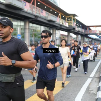 Runner Photo 4516118