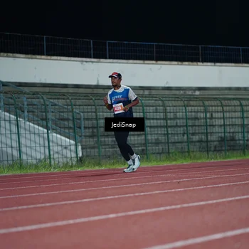 Runner Photo 4516133