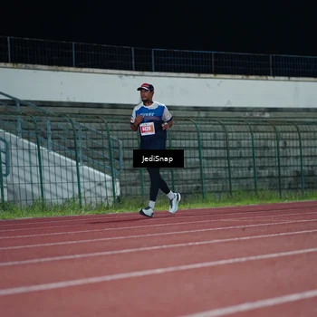 Runner Photo 4516142
