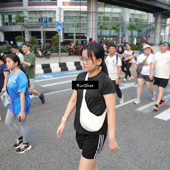 Runner Photo 4516168