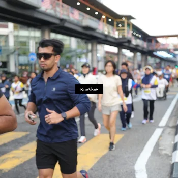 Runner Photo 4516173