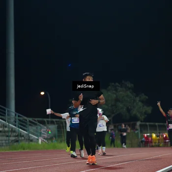 Runner Photo 4516177