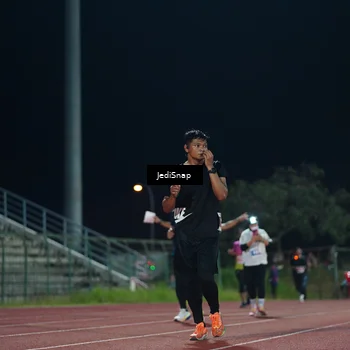 Runner Photo 4516183