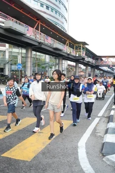 Runner Photo 4516193