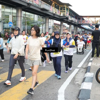 Runner Photo 4516210
