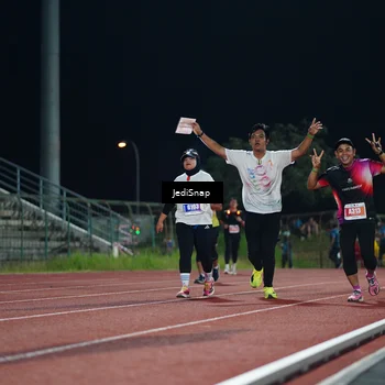 Runner Photo 4516263