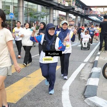 Runner Photo 4516272