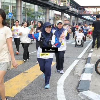 Runner Photo 4516312