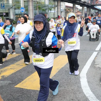 Runner Photo 4516358