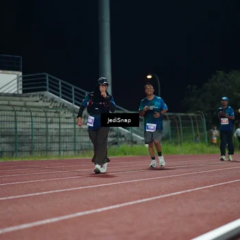 Runner Photo 4516403