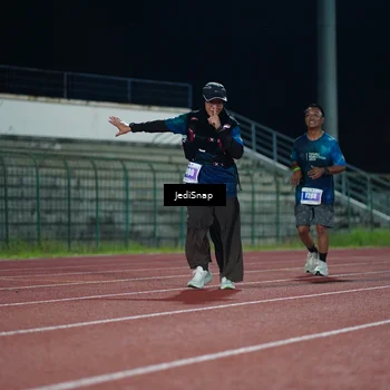 Runner Photo 4516419