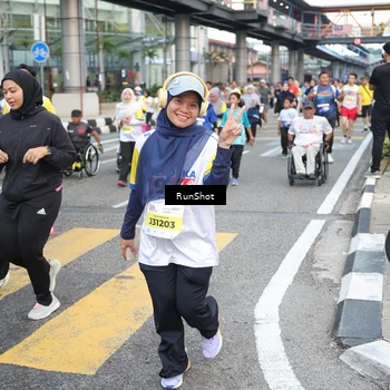 Runner Photo 4516427