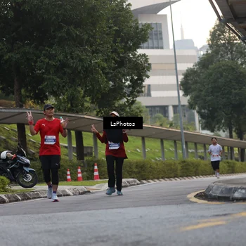 Runner Photo 4516439