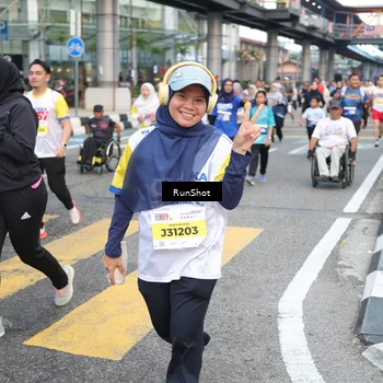 Runner Photo 4516461