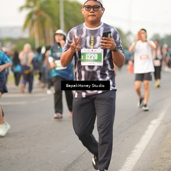 Runner Photo 4516477