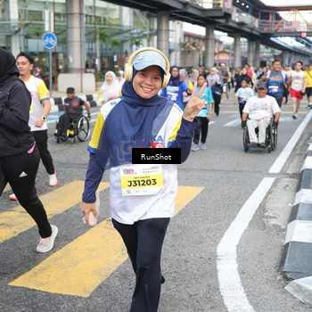 Runner Photo 4516548