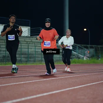 Runner Photo 4516593