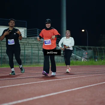 Runner Photo 4516596