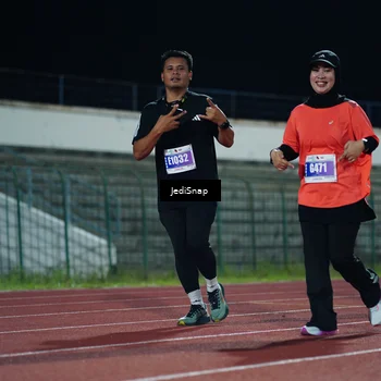 Runner Photo 4516601