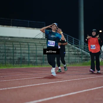Runner Photo 4516604
