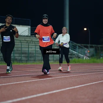 Runner Photo 4516613